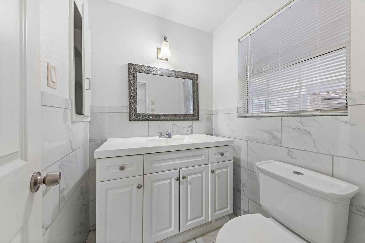 Hillvale Dr - Photo 6 of 25