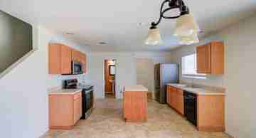 featured image of Lago Vista St