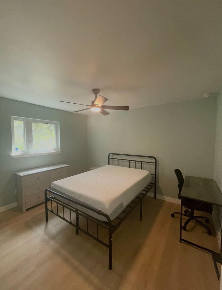 Lago Vista St - Photo 6 of 8