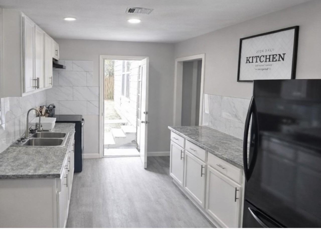 Paradise Ln - Photo 3 of 6