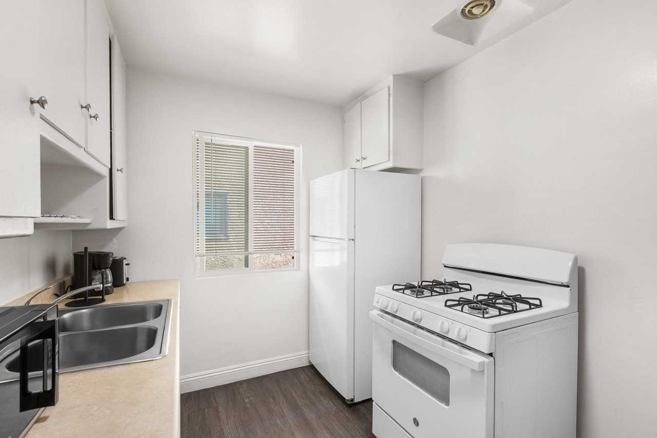 Ingraham St - Photo 2 of 3