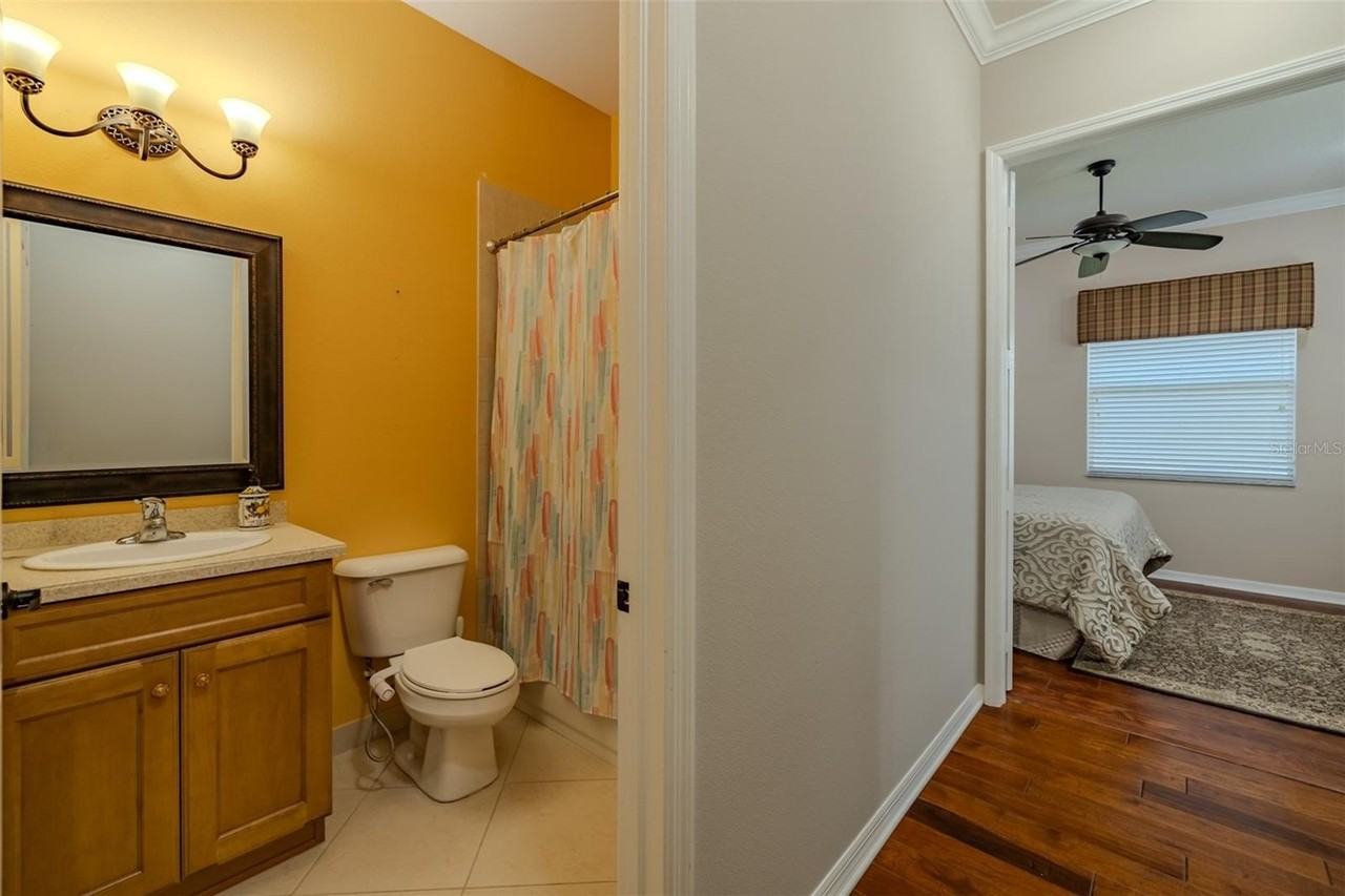 4966 Sapphire Sound Dr - Photo 7 of 50