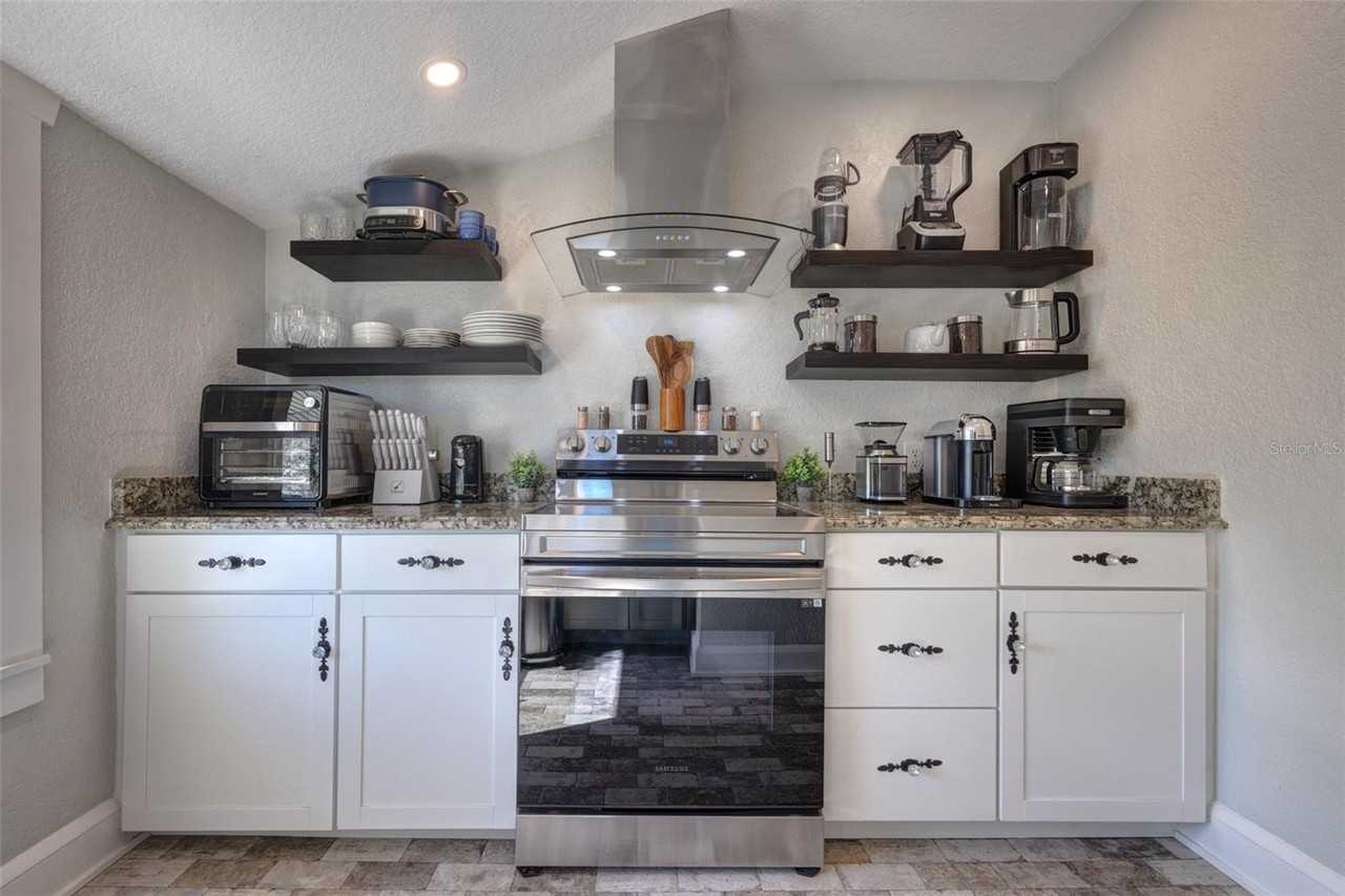 117 E Euclid Ave - Photo 5 of 25