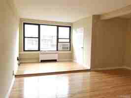 featured image of 9826 64th Ave Apt 6j #6J