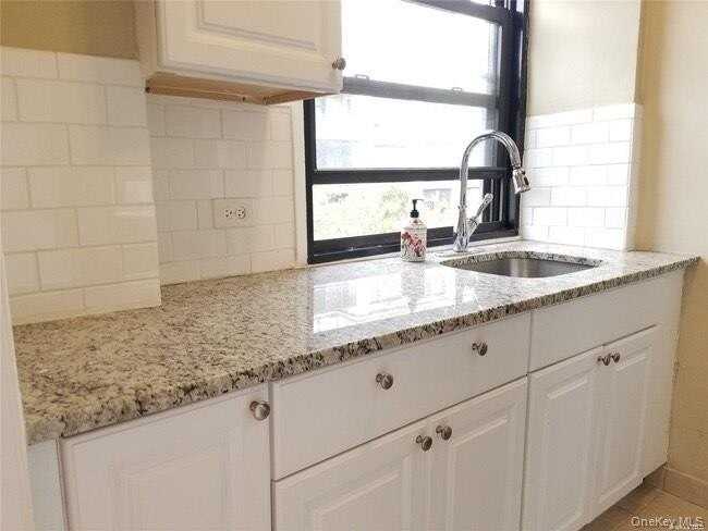 9826 64th Ave Apt 6j #6J - Photo 6 of 10