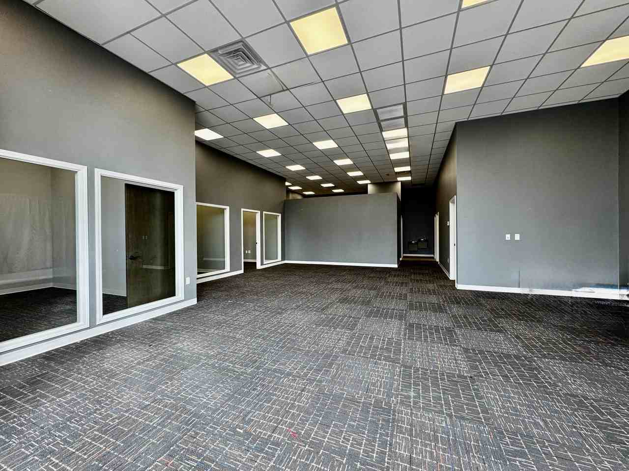 266 S Jefferson Ave #A - Photo 6 of 17