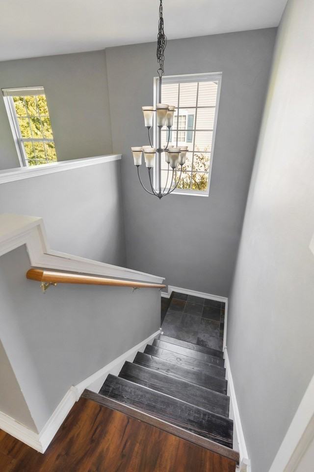 2260 Hudson Cir - Photo 3 of 26