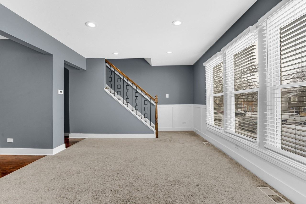 2035 Stanley Ct - Photo 7 of 27