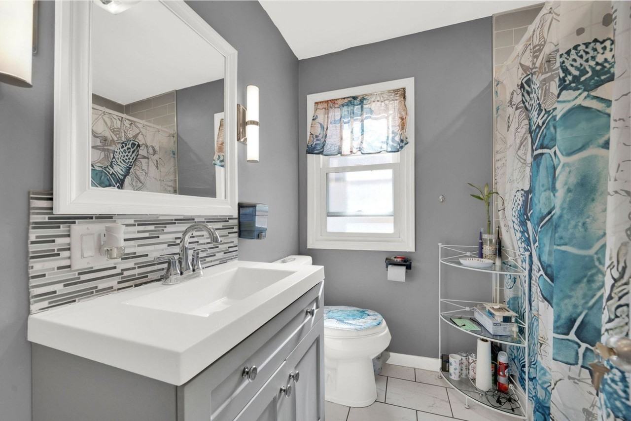 9427 S Utica Ave - Photo 6 of 16