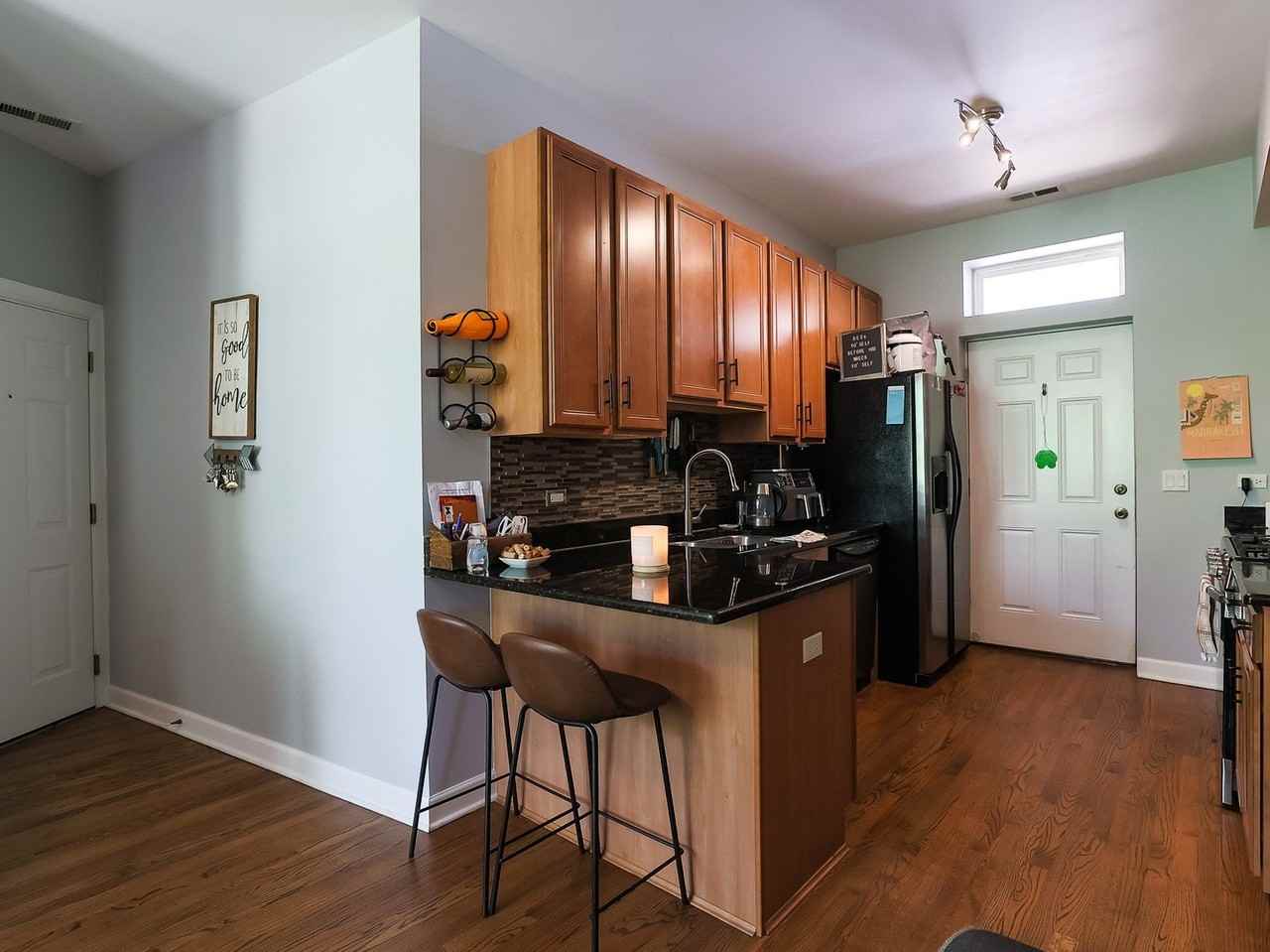 2010 N Spaulding Ave Apt 2 #2 - Photo 2 of 15