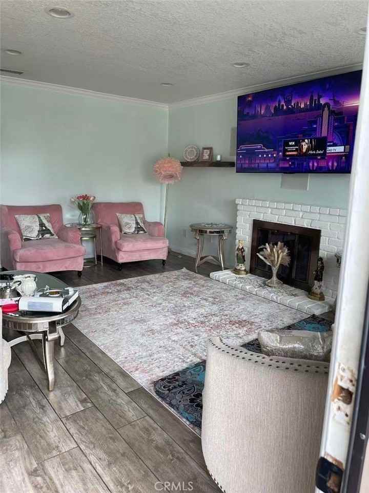 8664 Oak Dr - Photo 6 of 19