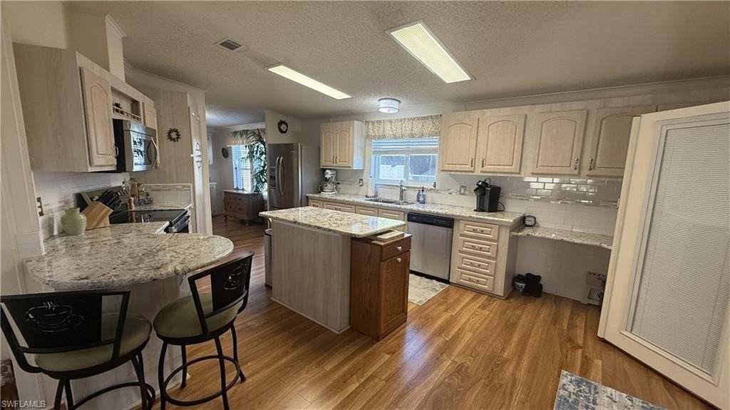 281 Ocean Reef Ln - Photo 5 of 28