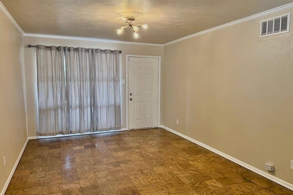 11312 Rupley Ln - Photo 4 of 21