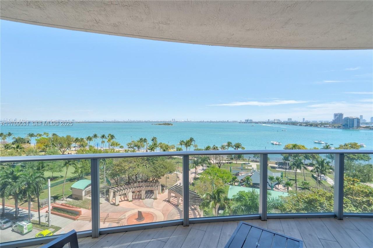 NE 18th St & N Bayshore Dr - Photo 4 of 22