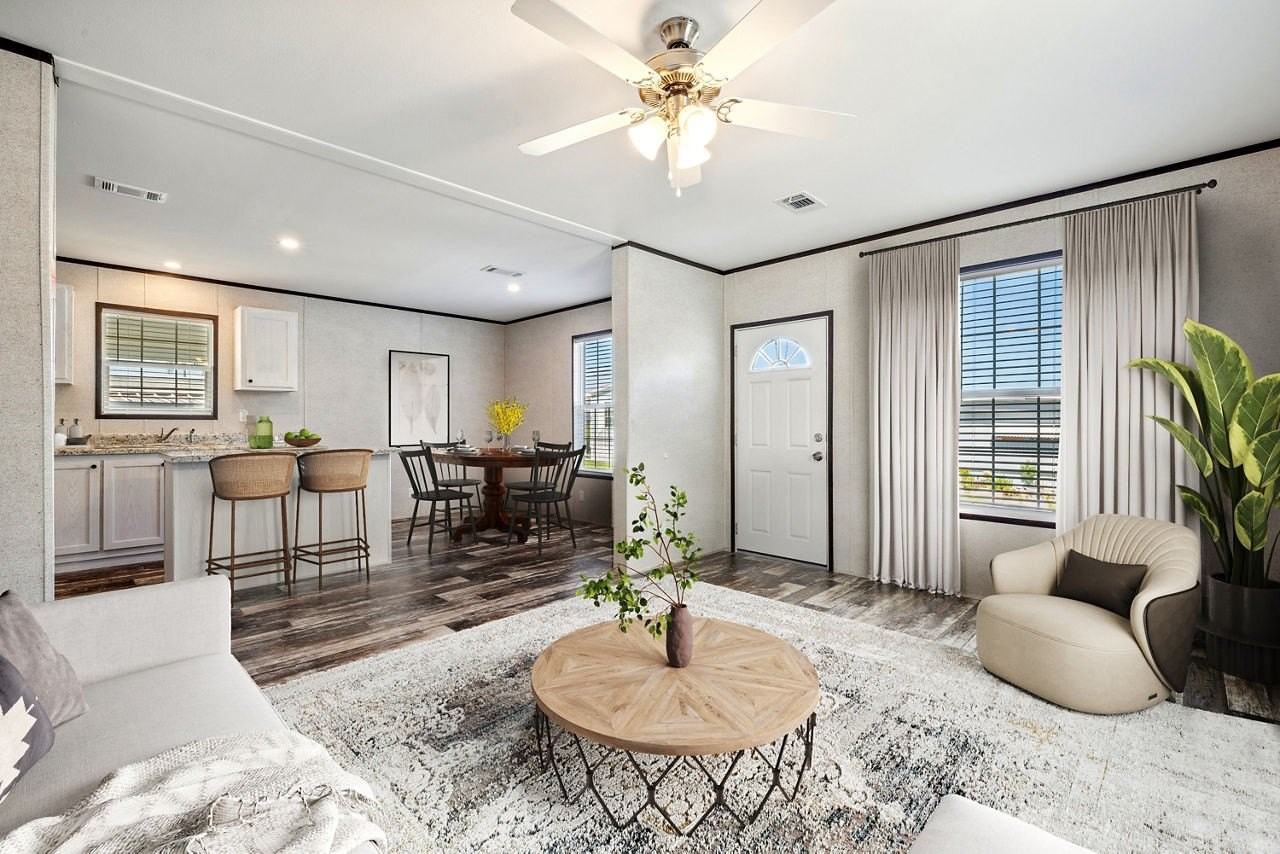 1073 Colonial Trl #909 - Photo 3 of 11