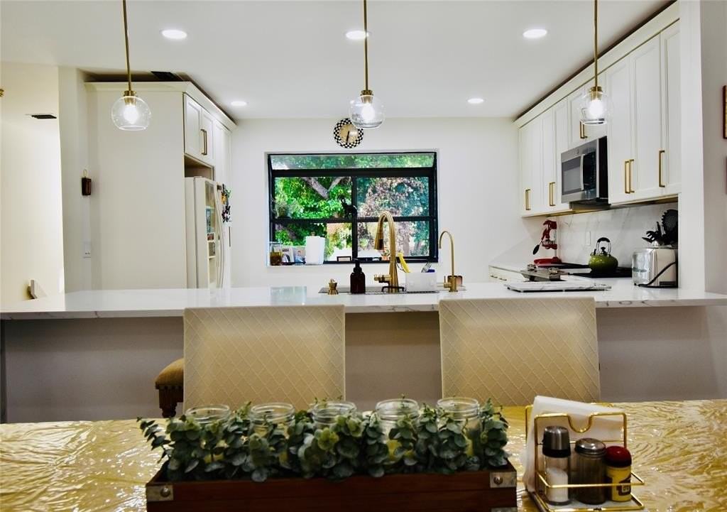 7917 La Mirada Dr - Photo 7 of 28