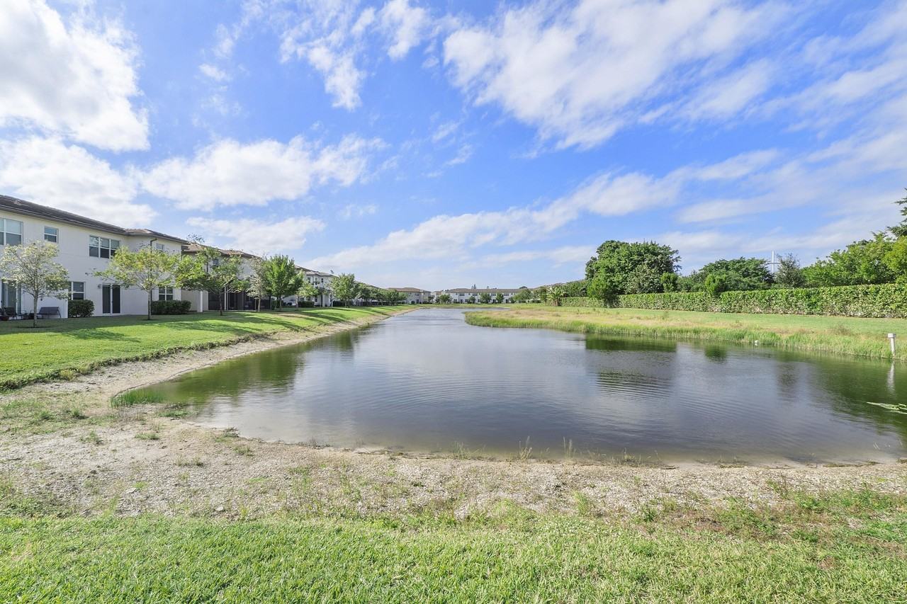 4998 Navali Dr - Photo 2 of 17