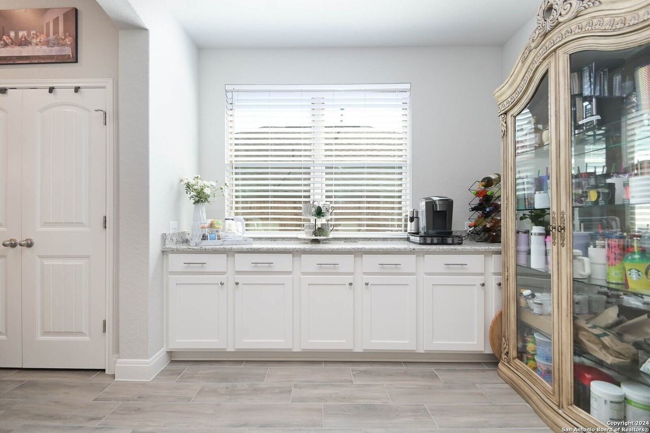 446 Scenic Lullaby - Photo 6 of 29