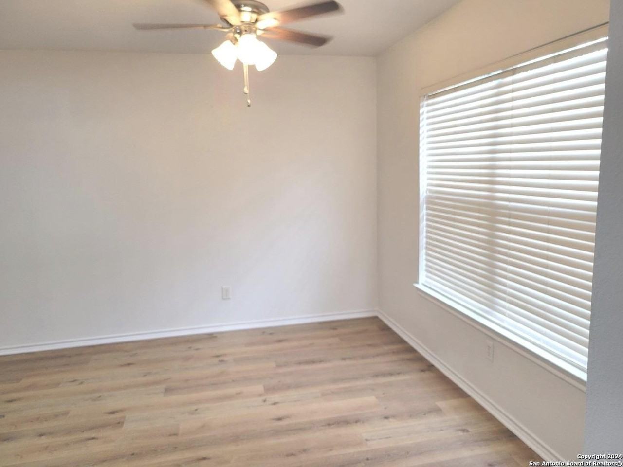 10707 Juniper Pass - Photo 5 of 16