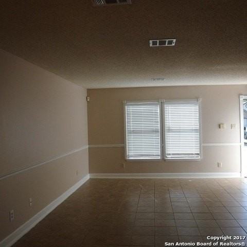 5626 Camry Spgs - Photo 5 of 19