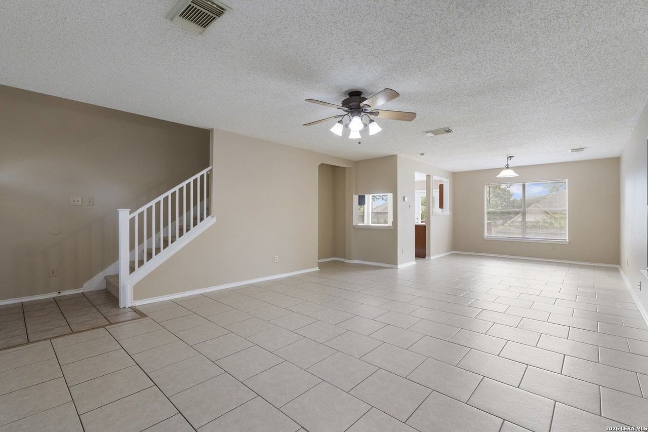 1555 Jasmine - Photo 6 of 31