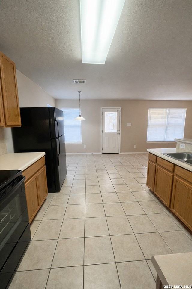 5015 Fountain Hl - Photo 6 of 17