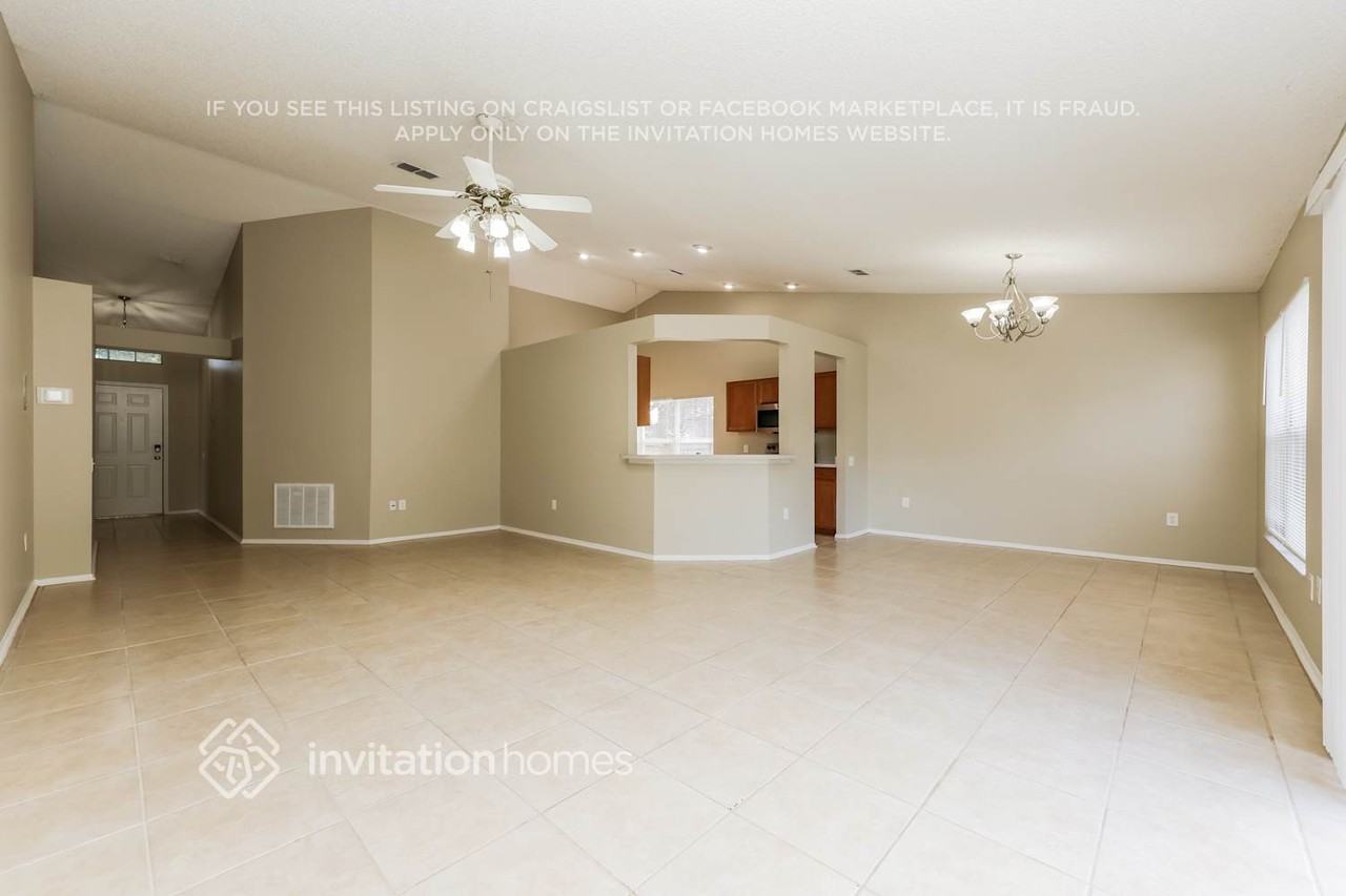 26821 Roseann Pl - Photo 3 of 17