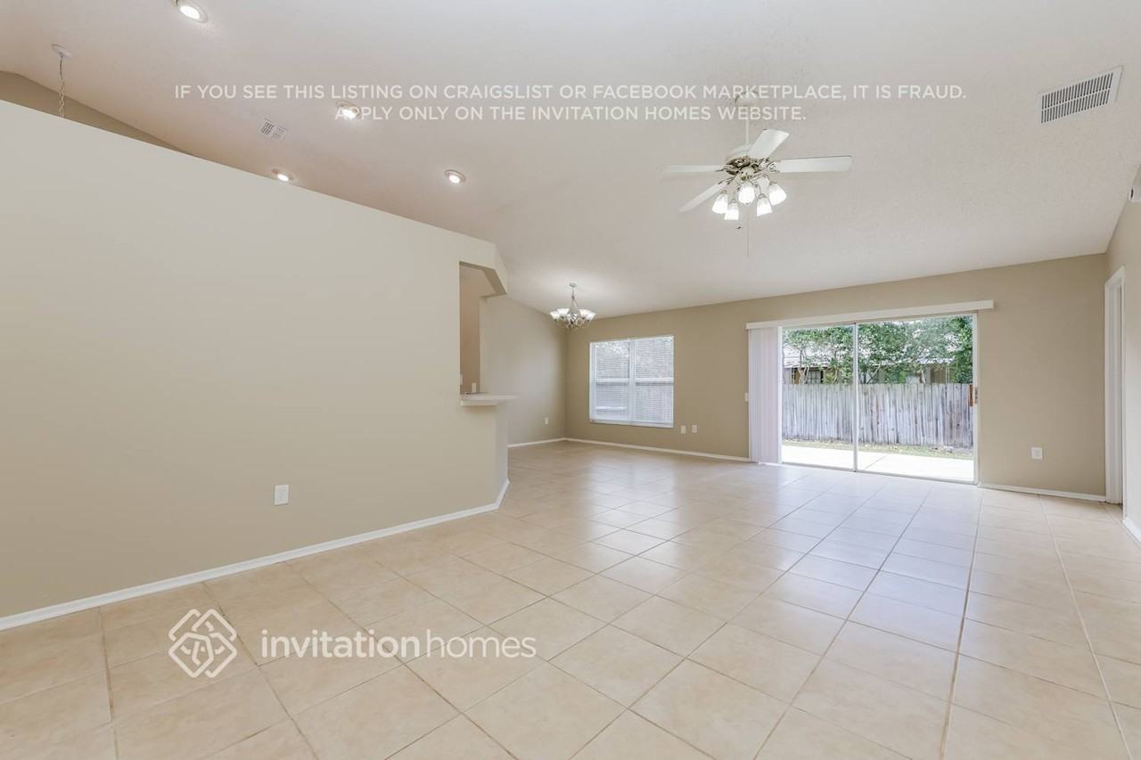 26821 Roseann Pl - Photo 4 of 17