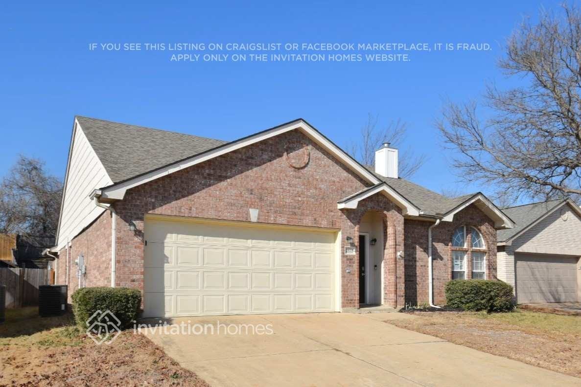 2525 Rivers Edge Dr - Photo 2 of 15