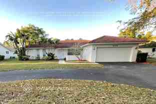 10274 Ramblewood Dr - Photo 1 of 1