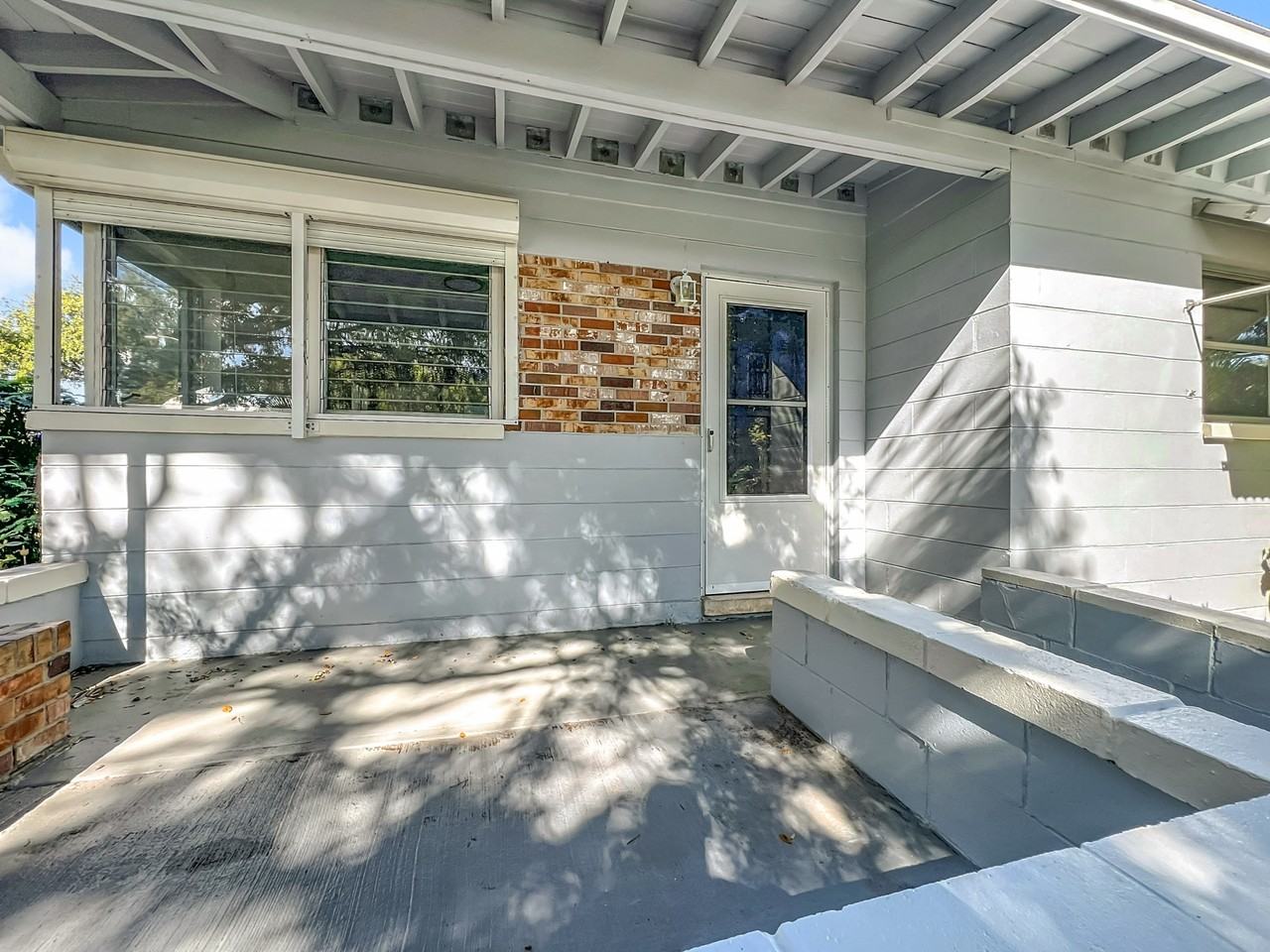 1706 Cambridge Dr #1 - Photo 3 of 26