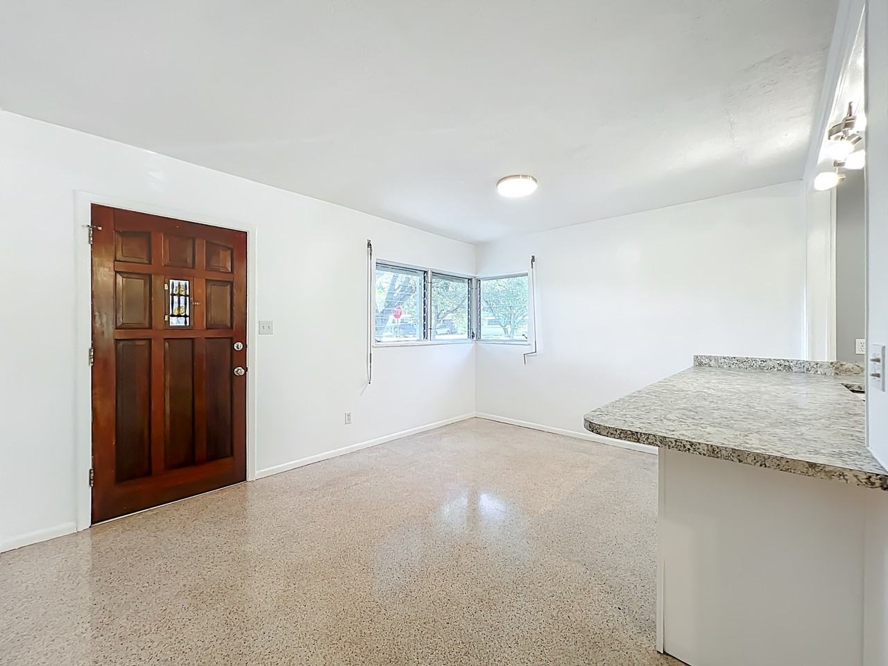 1706 Cambridge Dr #1 - Photo 7 of 26