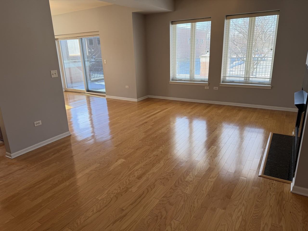 135 S York St ##208 - Photo 3 of 17