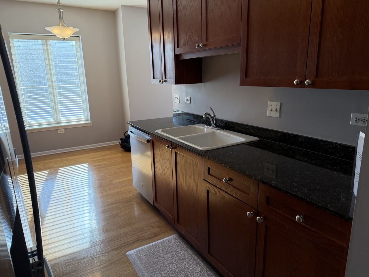 135 S York St ##208 - Photo 4 of 17