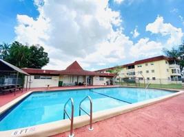 featured image of 4043 Nw 16th St