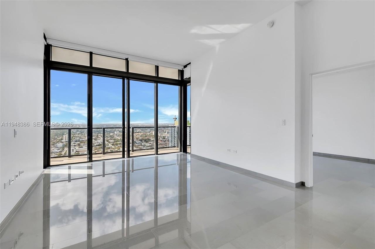 S Miami Ave & SW 8th St - Photo 3 of 19