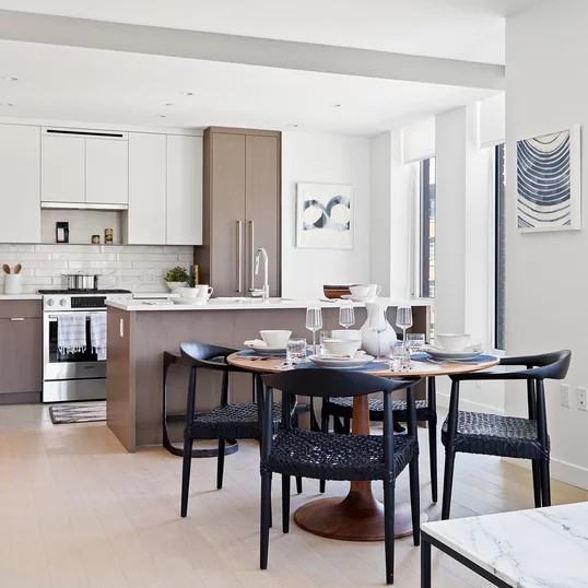 393 Harrison Ave #710