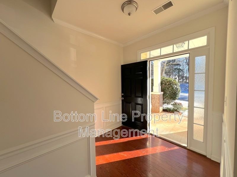 9737 Tidal Ct - Photo 2 of 22