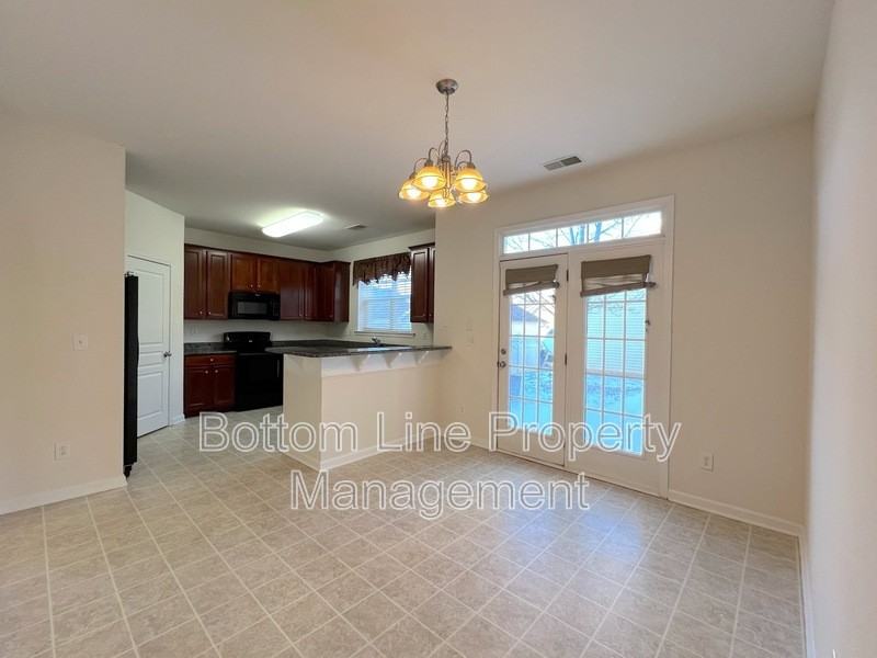 9737 Tidal Ct - Photo 6 of 22