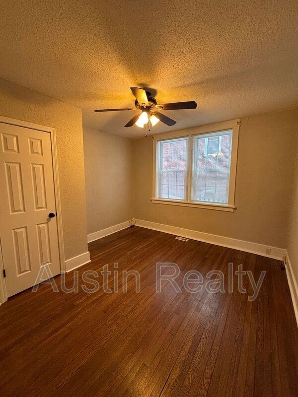 7766 Gissler Ave #1F - Photo 7 of 11