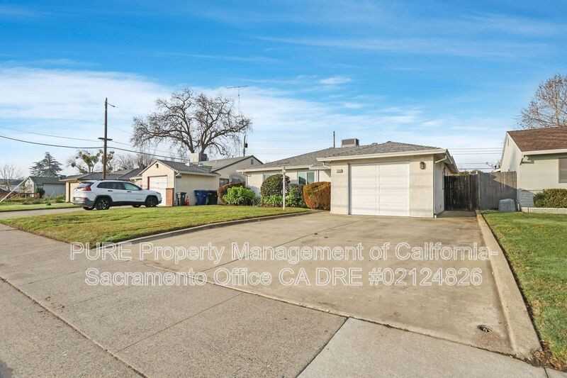 3500 65th St - Photo 5 of 28