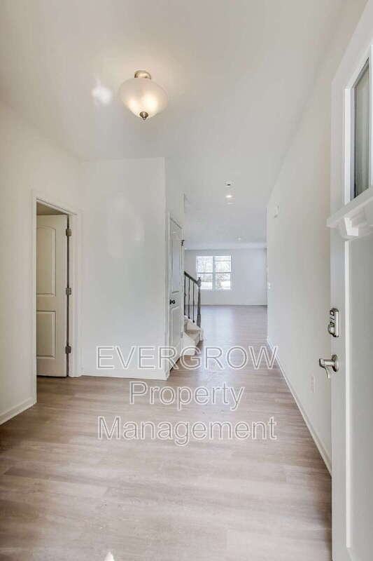 7210 Sugar Maple Ln - Photo 4 of 44