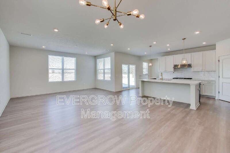 7210 Sugar Maple Ln - Photo 6 of 44