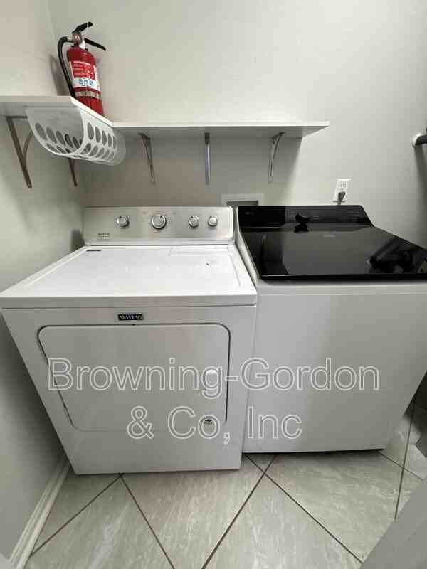 5817 Carl Pl - Photo 7 of 16