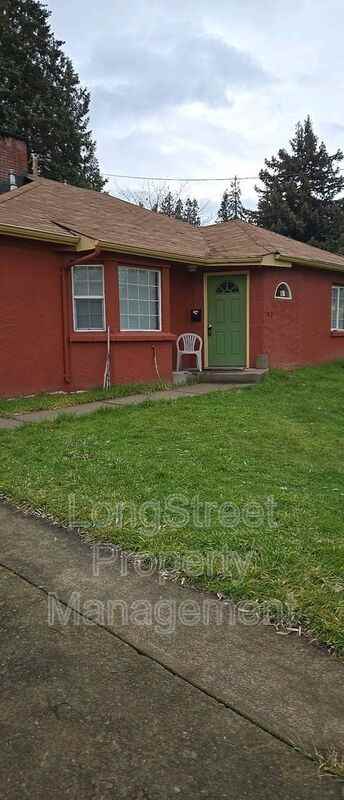 1012 Nw 34th St - Photo 3 of 27