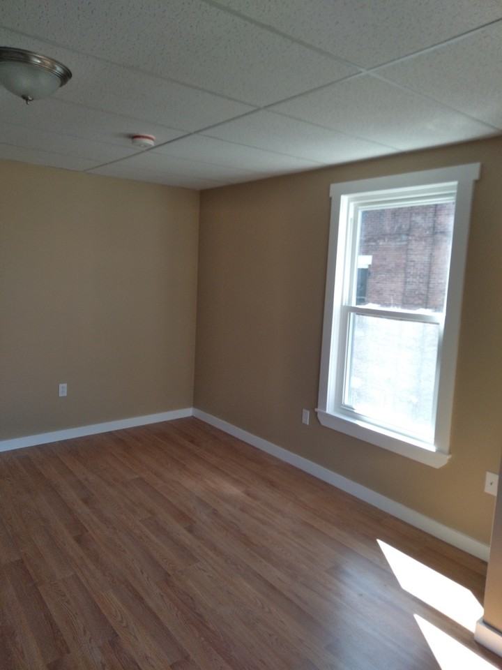 209 Church Street - Photo 5 of 13