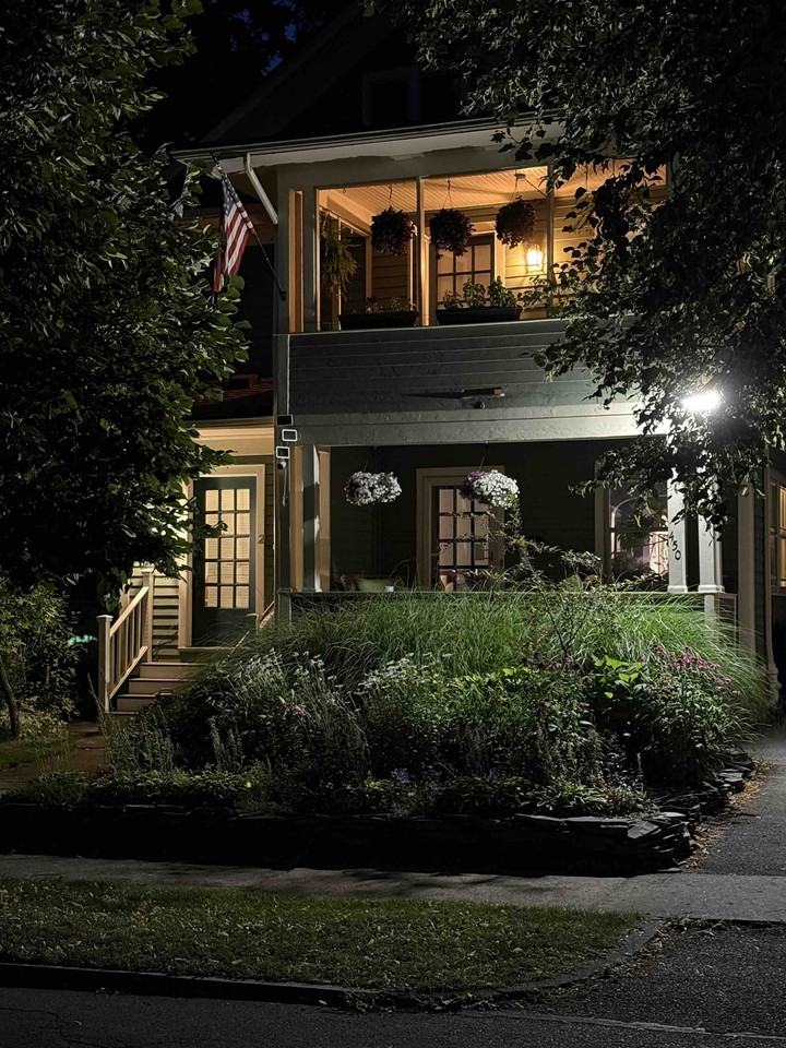 450 Linden Street - Photo 3 of 24