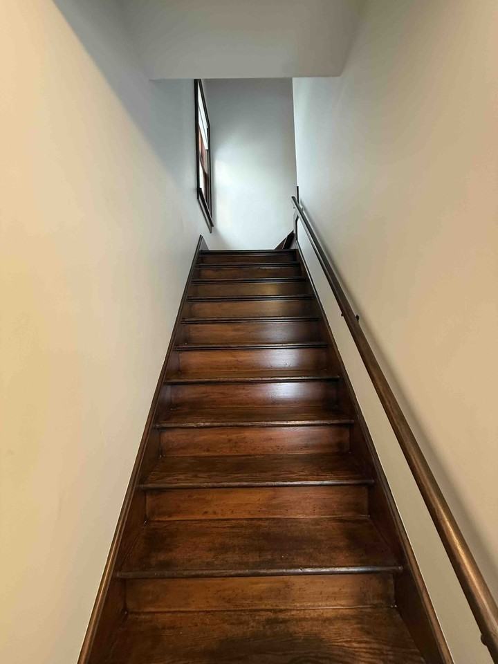 450 Linden Street - Photo 5 of 24