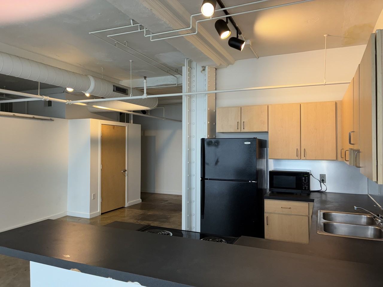 208  North 9th Street - Photo 3 of 41