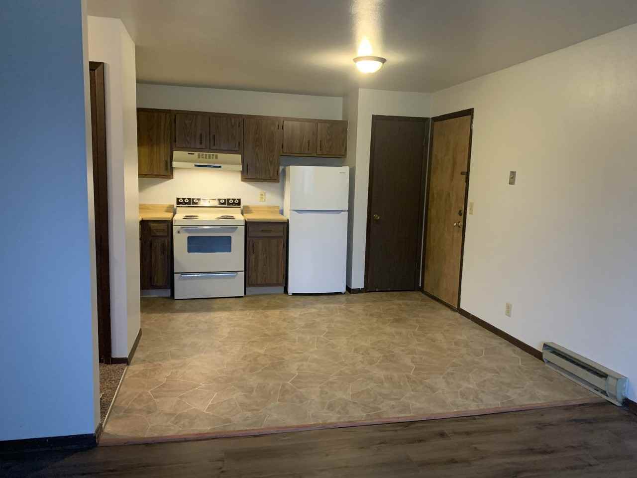 00 Kennedy - Photo 2 of 12